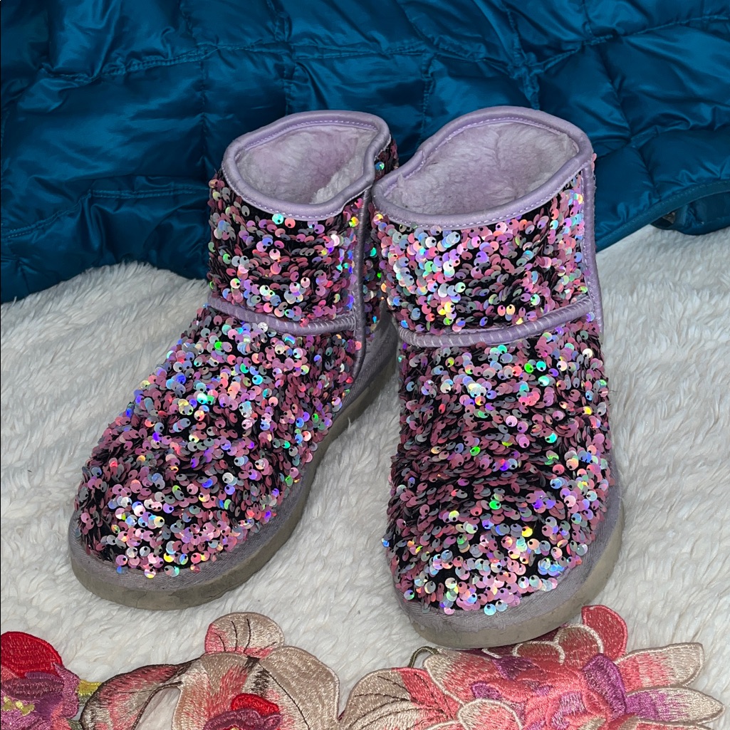 Ugg Lavender Plush Interior Boots Sequins Multi